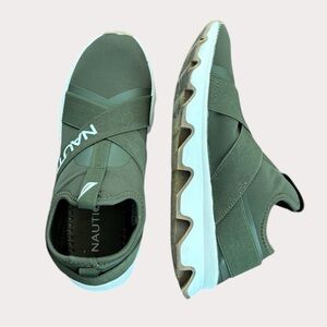 Nautica Green Athletic Sneakers Size 7